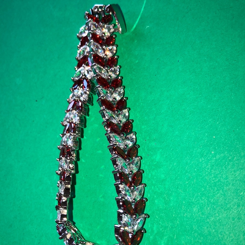 Ruby Gem And Silver Woman’s Bracelets - image 3